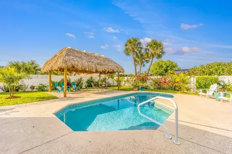 602 Malabar Avenue Fort Pierce FL 34949