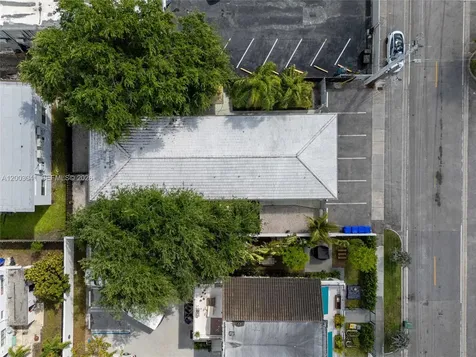 571 NE 67th Street Miami FL 33138
