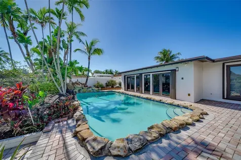 1704 SW 5th Court Fort Lauderdale FL 33312