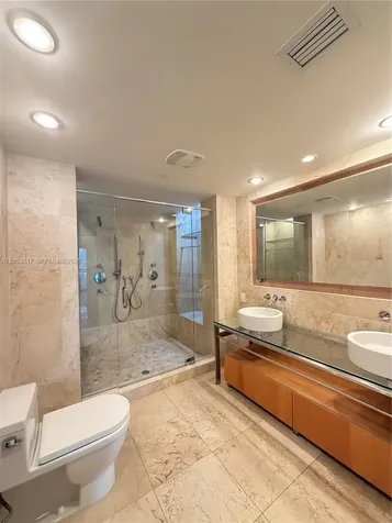 6000 Collins Avenue Miami Beach FL 33140