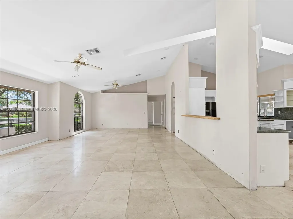 620 NW 104th Avenue Coral Springs FL 33071
