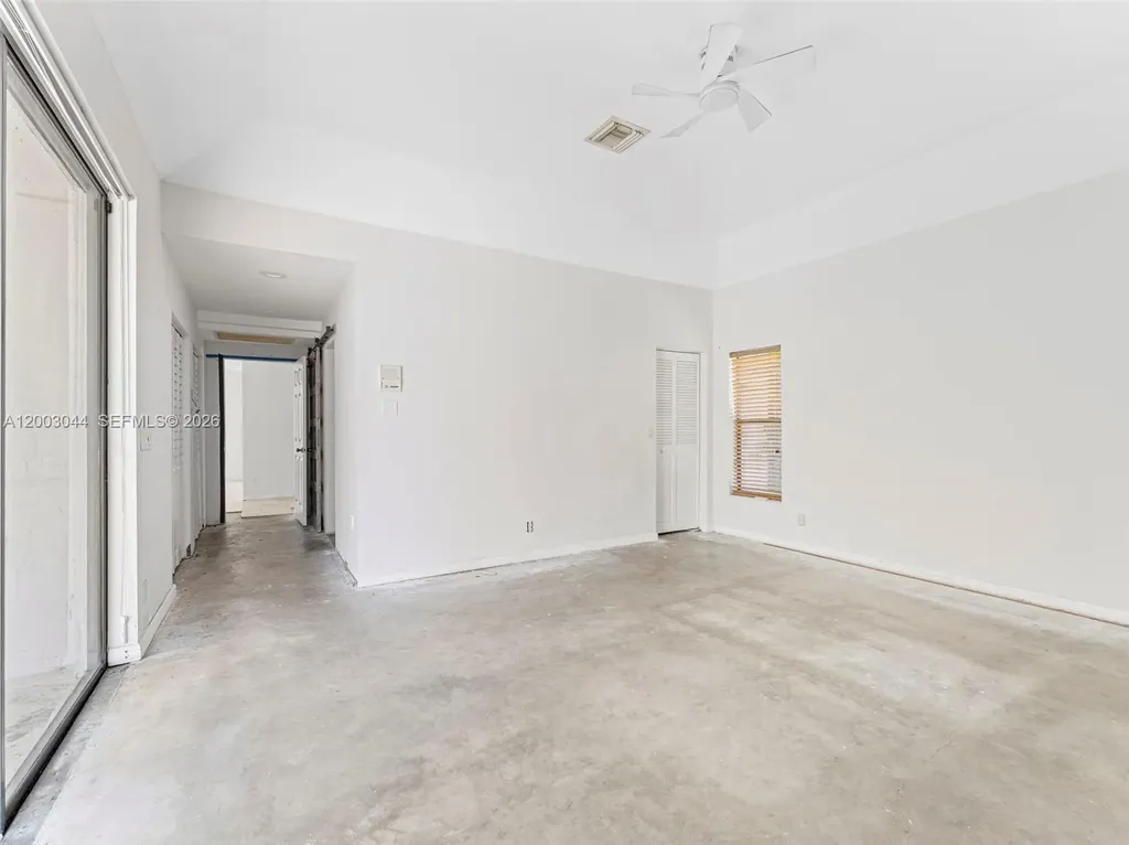 620 NW 104th Avenue Coral Springs FL 33071
