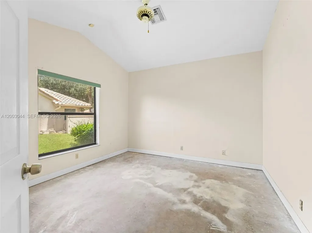 620 NW 104th Avenue Coral Springs FL 33071