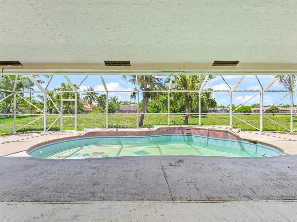 620 NW 104th Avenue Coral Springs FL 33071