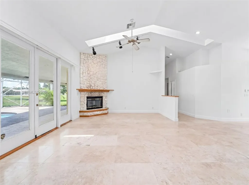 620 NW 104th Avenue Coral Springs FL 33071