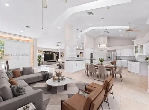 620 NW 104th Avenue Coral Springs FL 33071