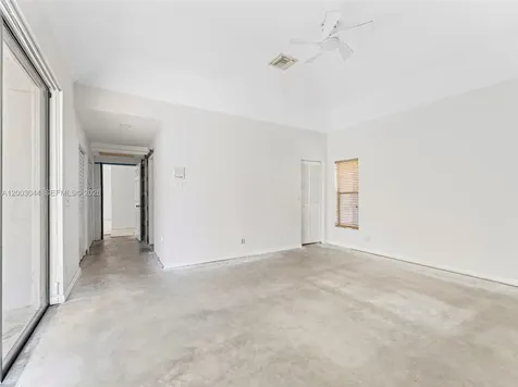620 NW 104th Avenue Coral Springs FL 33071