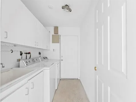 620 NW 104th Avenue Coral Springs FL 33071