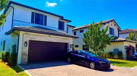 8108 NW 48th Terrace Doral FL 33166