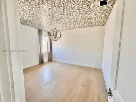 8108 NW 48th Terrace Doral FL 33166