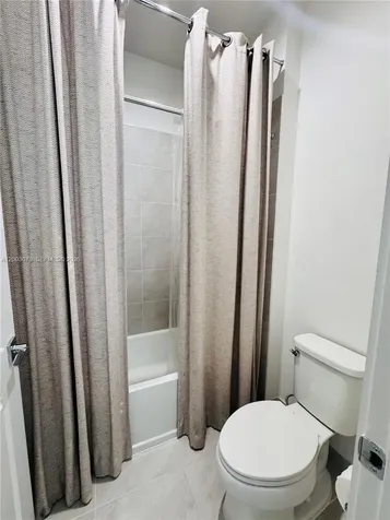 8108 NW 48th Terrace Doral FL 33166