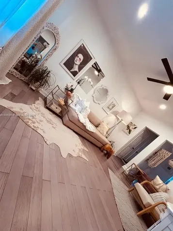 1227 Euclid Avenue Miami Beach FL 33139