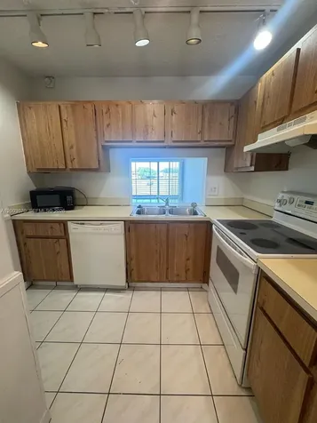 7410 Woodmont Terrace Tamarac FL 33321