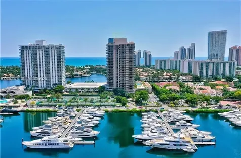 19667 Turnberry Way Aventura FL 33180