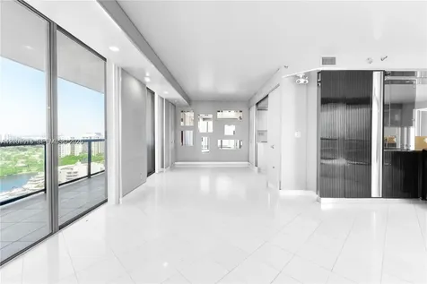19667 Turnberry Way Aventura FL 33180