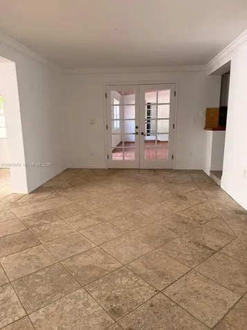 401 Warren Lane Key Biscayne FL 33149