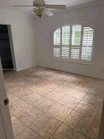 401 Warren Lane Key Biscayne FL 33149