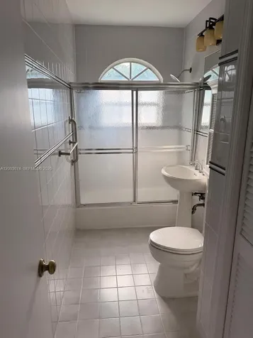 401 Warren Lane Key Biscayne FL 33149