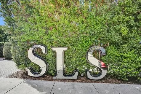 1300 S Miami Avenue Miami FL 33130