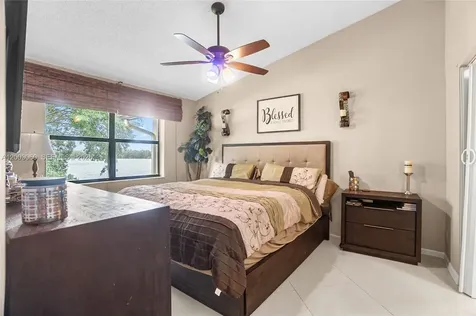 906 Republic Court Deerfield Beach FL 33442