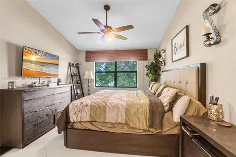 906 Republic Court Deerfield Beach FL 33442