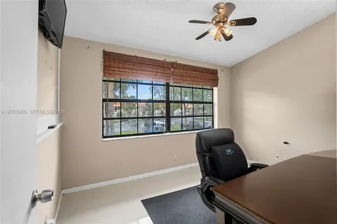 906 Republic Court Deerfield Beach FL 33442