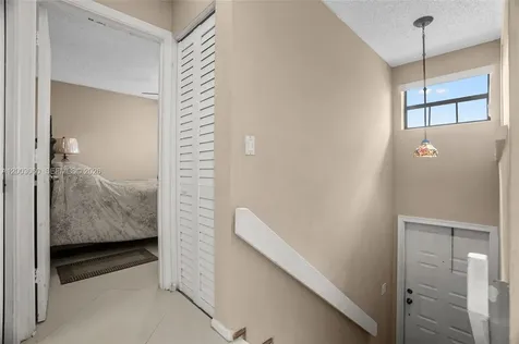 906 Republic Court Deerfield Beach FL 33442