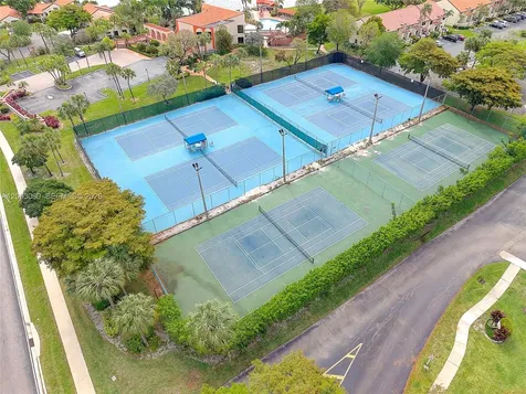 906 Republic Court Deerfield Beach FL 33442