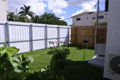1109 SW 37th Avenue Miami FL 33135