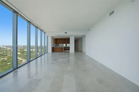 175 SE 25th Road Miami FL 33129
