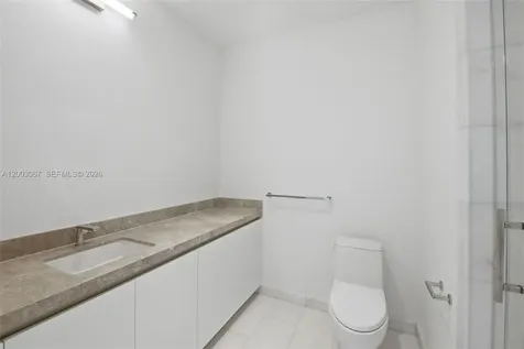 175 SE 25th Road Miami FL 33129