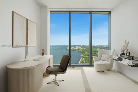 175 SE 25th Road Miami FL 33129