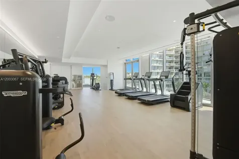175 SE 25th Road Miami FL 33129