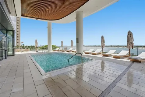 175 SE 25th Road Miami FL 33129