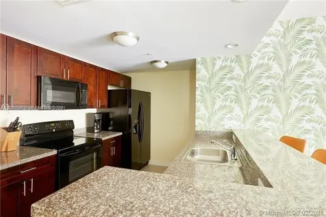 568 NE 66th Street Miami FL 33138