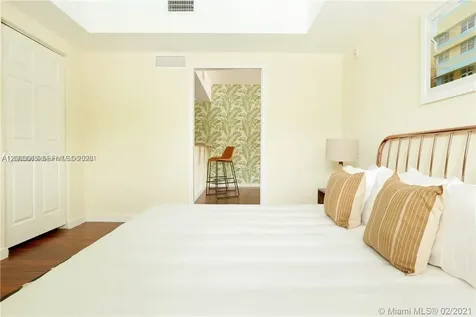 568 NE 66th Street Miami FL 33138
