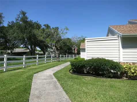 13749 SW 147th Circle Lane Miami FL 33186