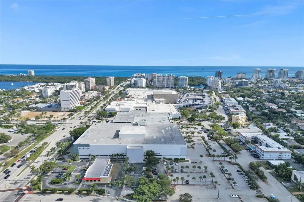 2400 NE 9th Street Fort Lauderdale FL 33304