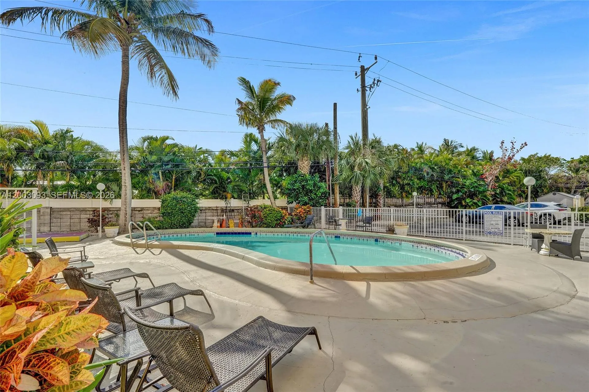 2400 NE 9th Street Fort Lauderdale FL 33304