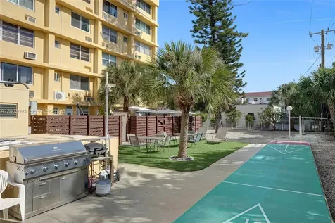 2400 NE 9th Street Fort Lauderdale FL 33304