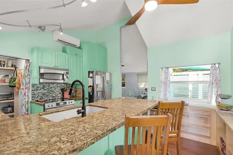 14 Bonita Avenue Key Largo FL 33037
