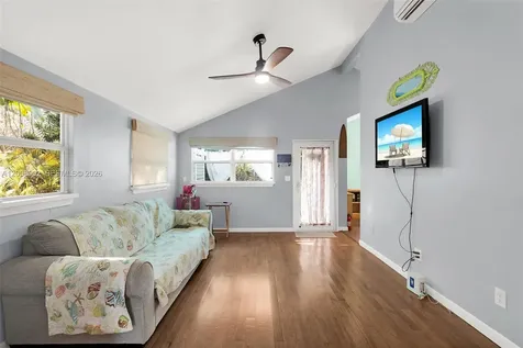 14 Bonita Avenue Key Largo FL 33037