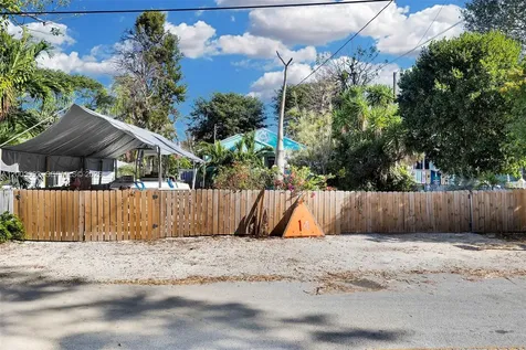 14 Bonita Avenue Key Largo FL 33037