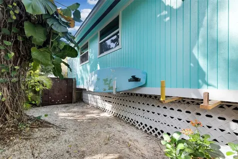 14 Bonita Avenue Key Largo FL 33037