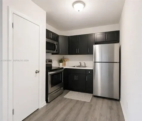 1177 NW 8th Street Road Miami FL 33136