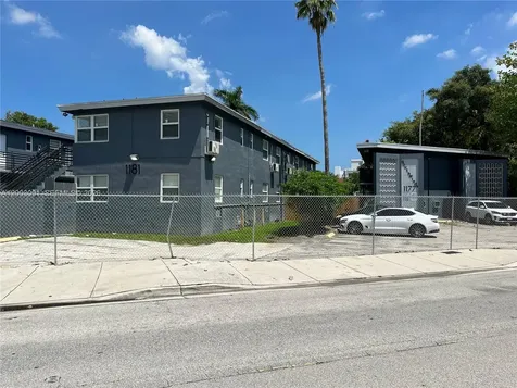 1177 NW 8th Street Road Miami FL 33136