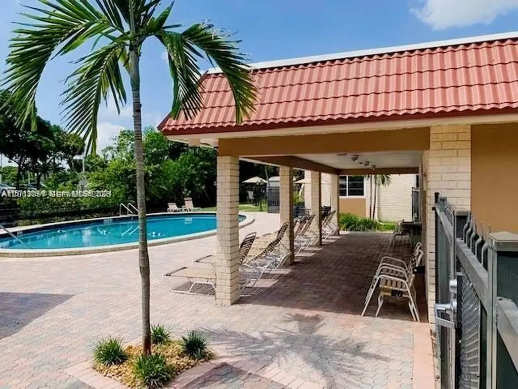 124 NE 19th Court Wilton Manors FL 33305