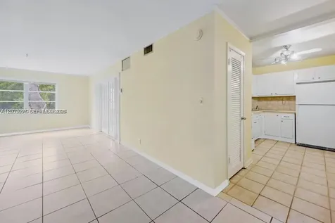 124 NE 19th Court Wilton Manors FL 33305