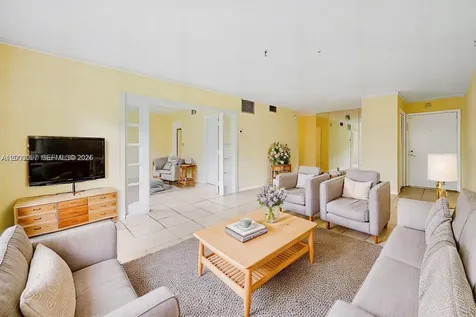 124 NE 19th Court Wilton Manors FL 33305