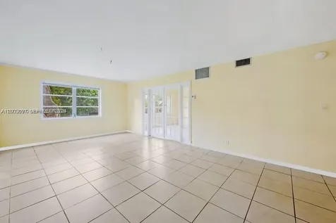 124 NE 19th Court Wilton Manors FL 33305